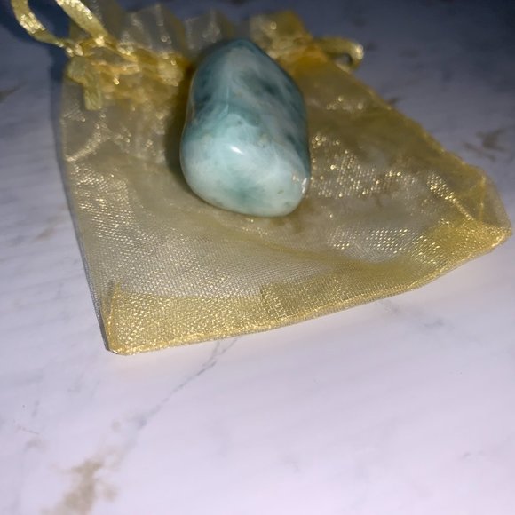 Larimar Freeform Stone Crystal from the Dominican Republic - Picture 4 of 4